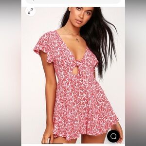 Lulu’s Dondi Red and White Print Tie-Front Short Sleeve Romper
